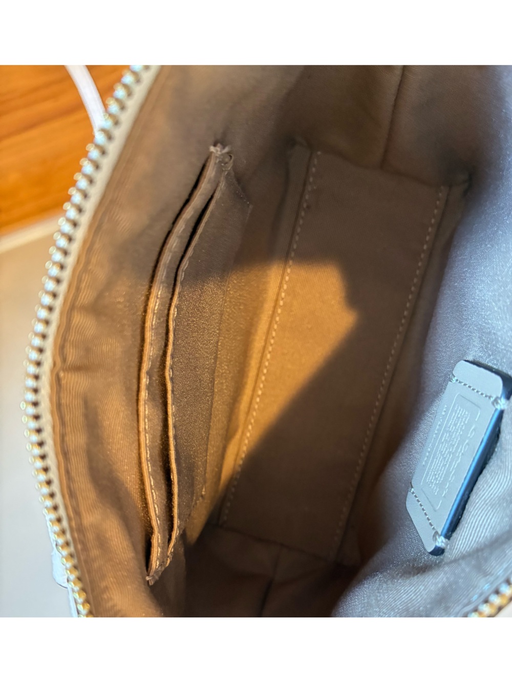 Coach C9948 Mini Gallery Crossbody in Gold/Chalk - Picture 6 of 8